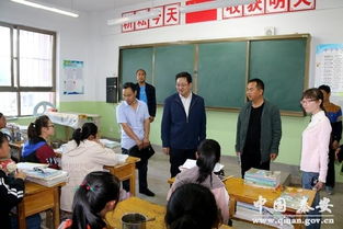 王东红督查指导基层党建和精准扶贫工作
