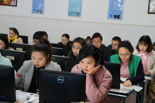 我县举行中小学教师信息技术应用创新大赛